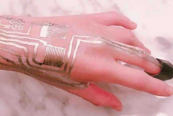 wearable-tattoo-print-on-skin