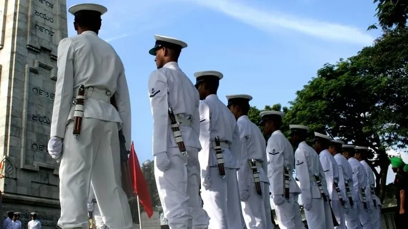 death verdict to ex-navy officers by qatar