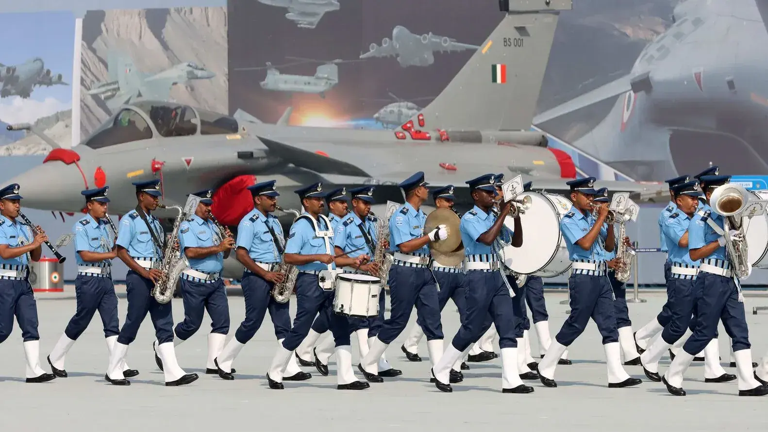 indian air force counters pakistan