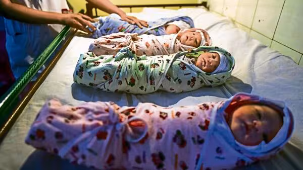 india's falling birth rate